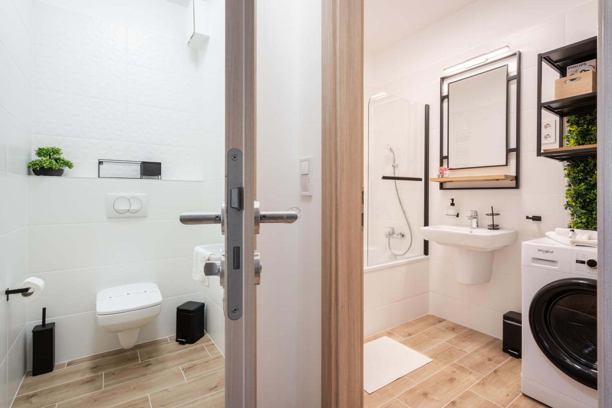 Westside River Apartment Budapest Ngoại thất bức ảnh